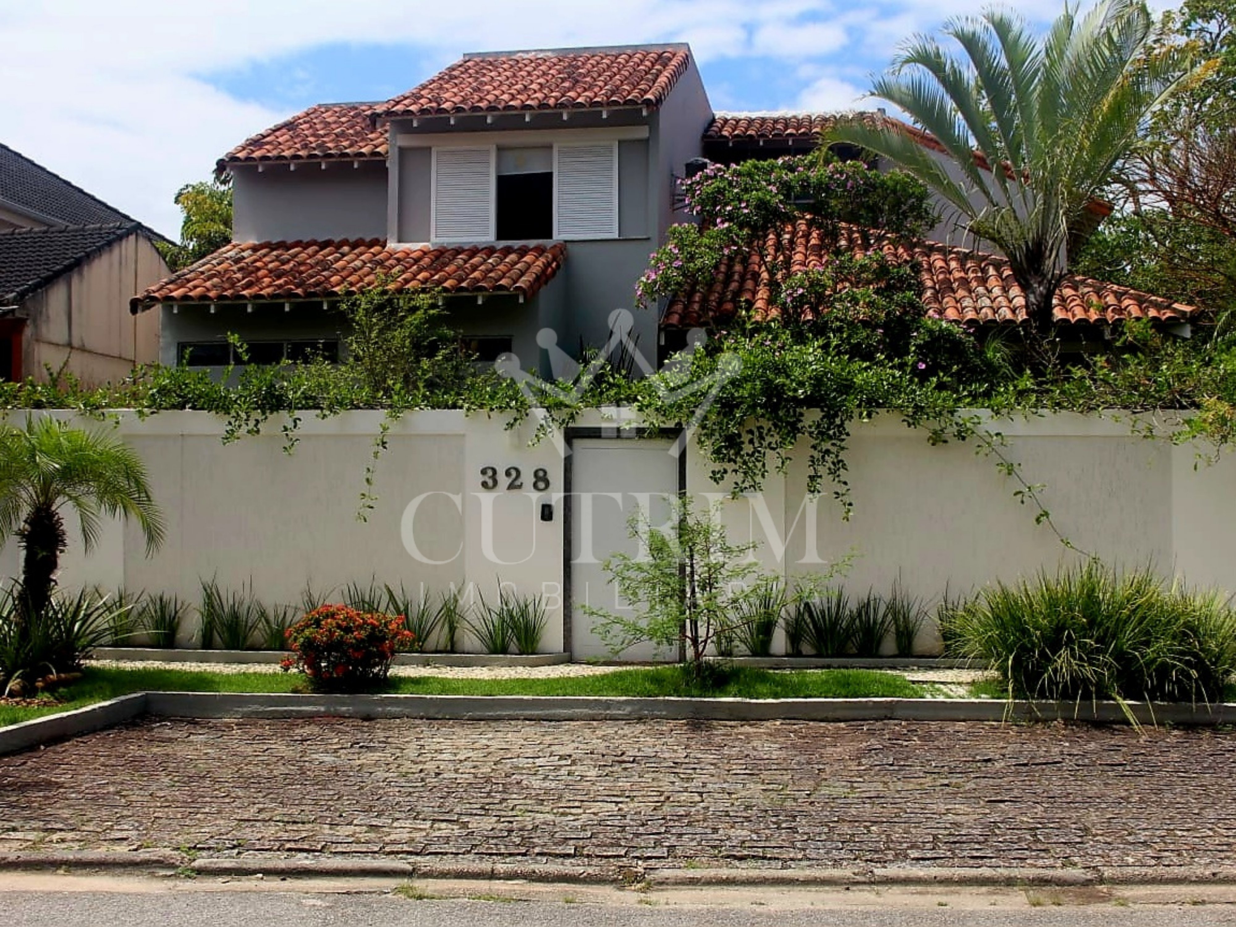 CASA DUPLEX – CONDOMÍNIO NOVO LEBLON – BARRA DA TIJUCA