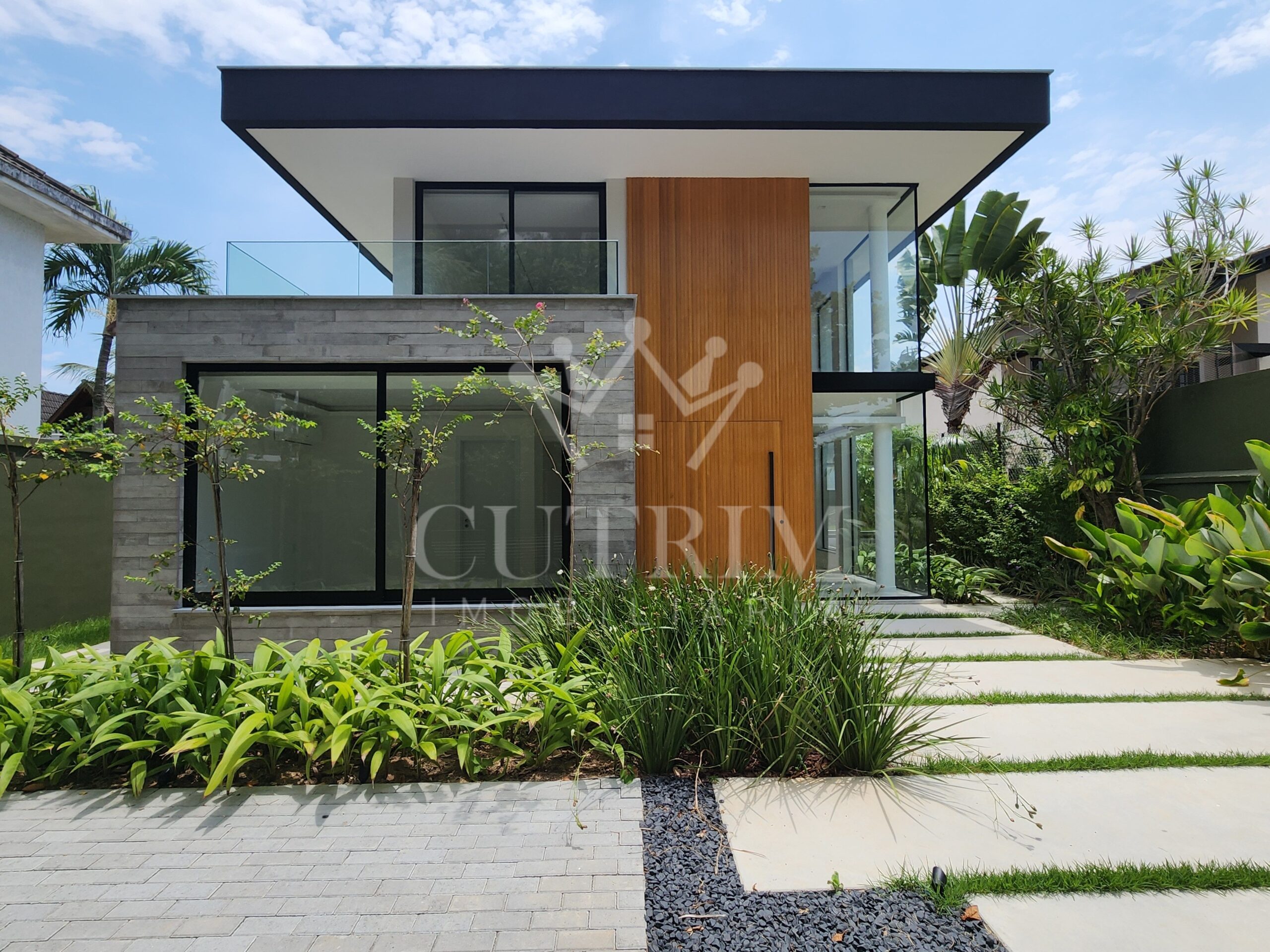 CI0076 – CASA DUPLEX – CONDOMÍNIO SANTA MÔNICA RESIDÊNCIAS – BARRA DA TIJUCA