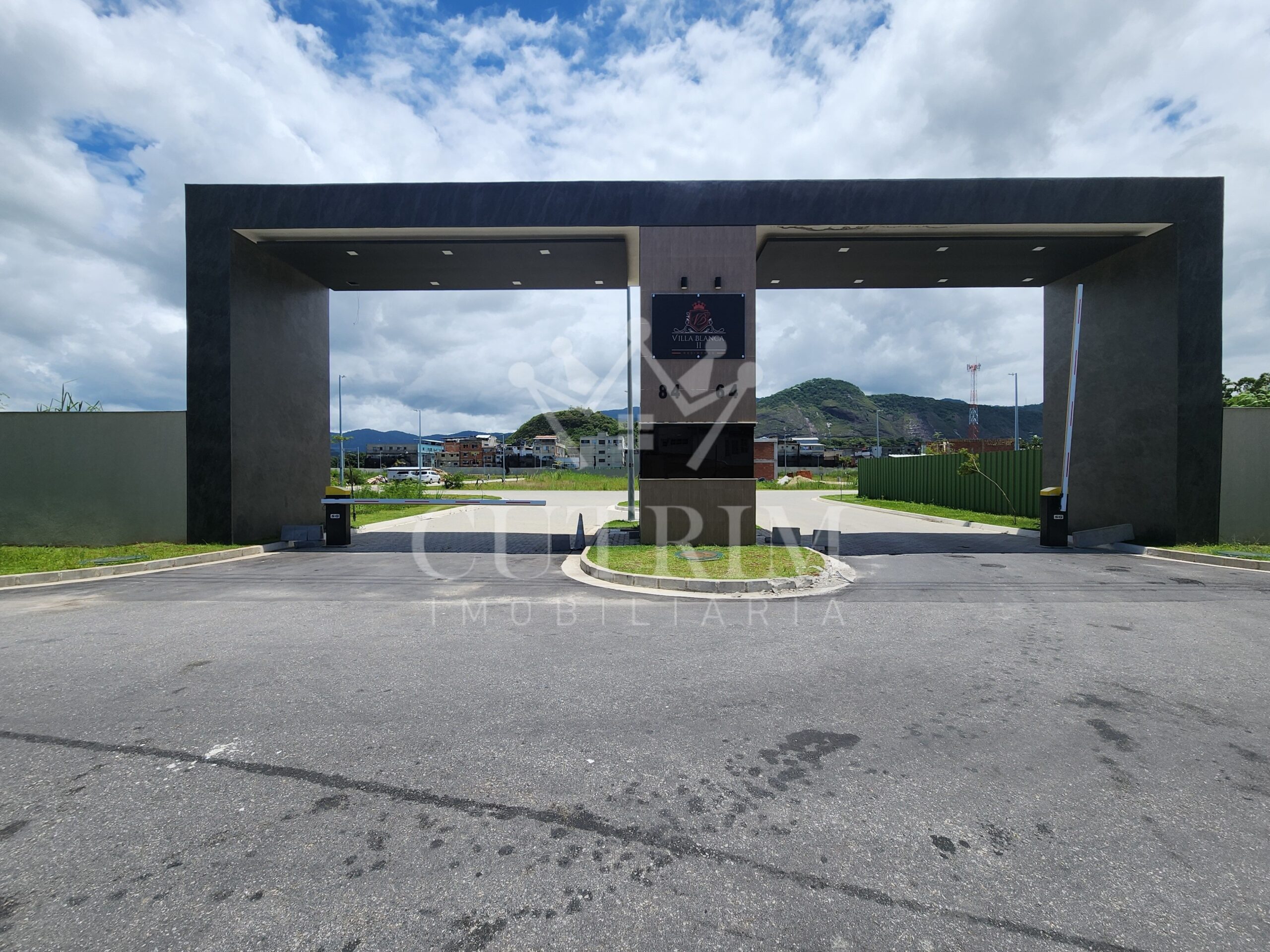 CI0078 – TERRENO UNIFAMILIAR – CONDOMÍNIO VILLA BLANCA II – RECREIO DOS BANDEIRANTES