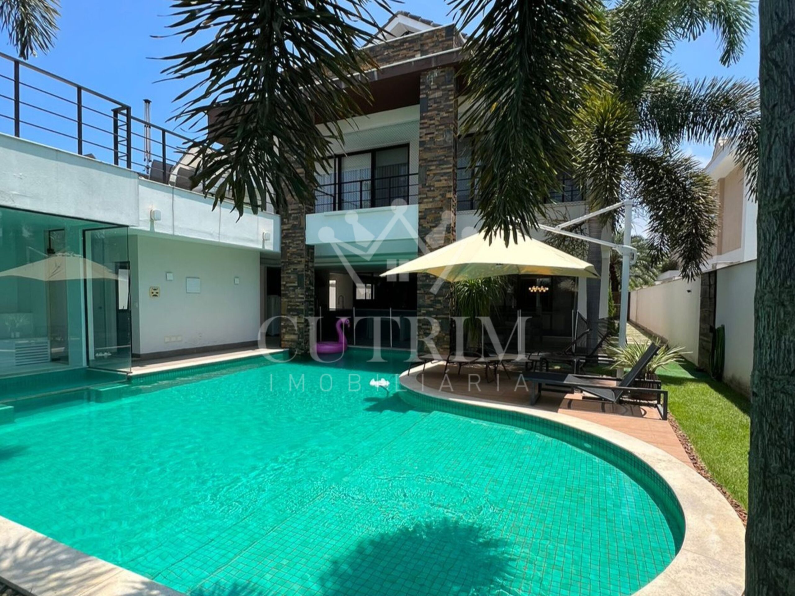 CI0096 – CASA TRIPLEX – CONDOMÍNIO ALPHAVILLE – BARRA DA TIJUCA – 4 SUÍTES – R$ 9.700.000,00