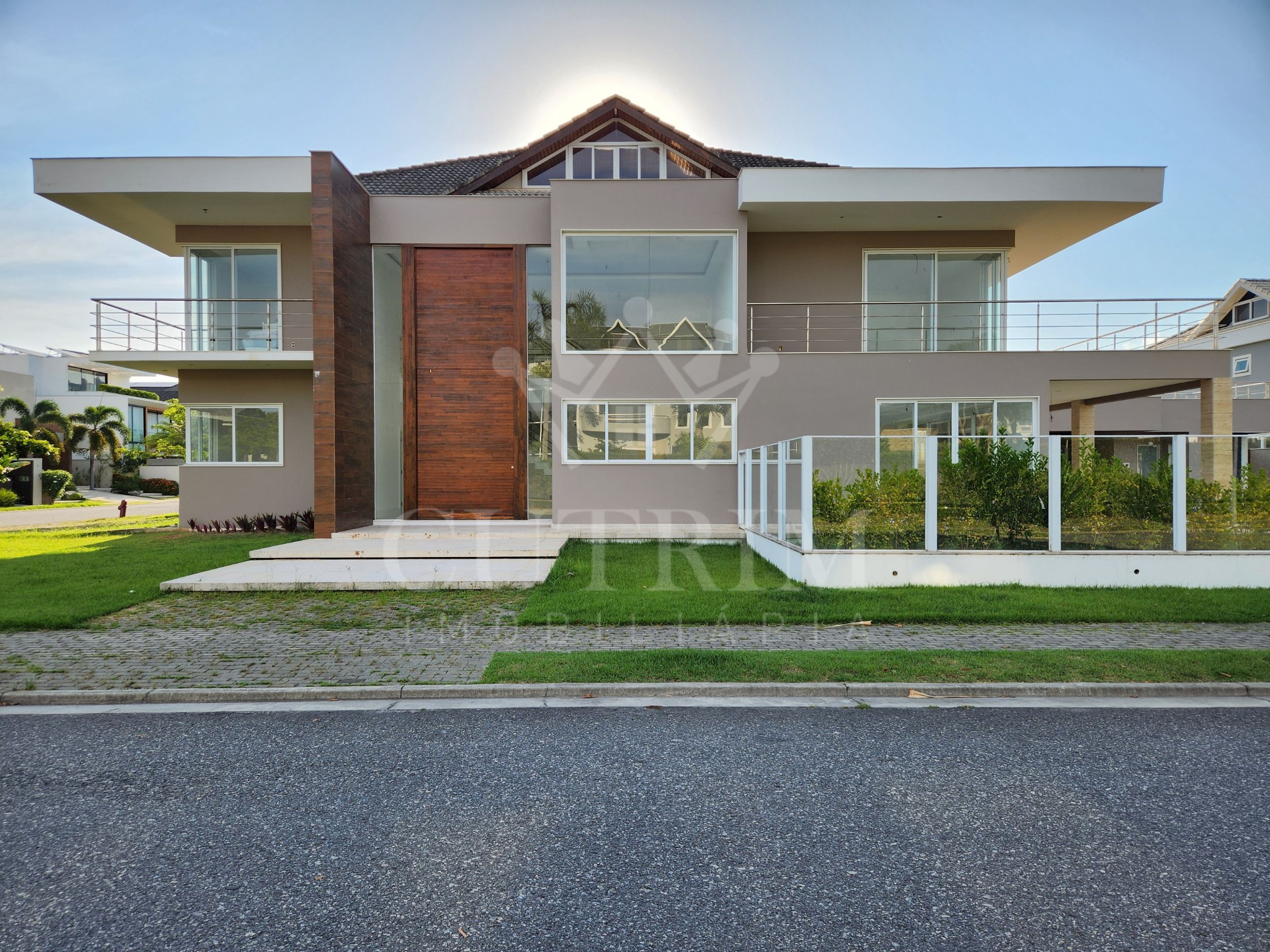 CASA TRIPLEX – CONDOMÍNIO ALPHAVILLE – BARRA DA TIJUCA
